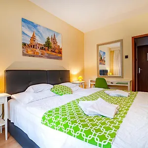 Hotel Bobbio, Budapesta