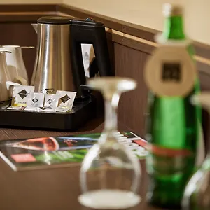 Hotel 12 Revay, Budapesta