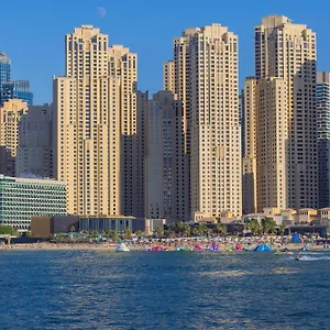 Hilton The Walk Szálloda Dubaj